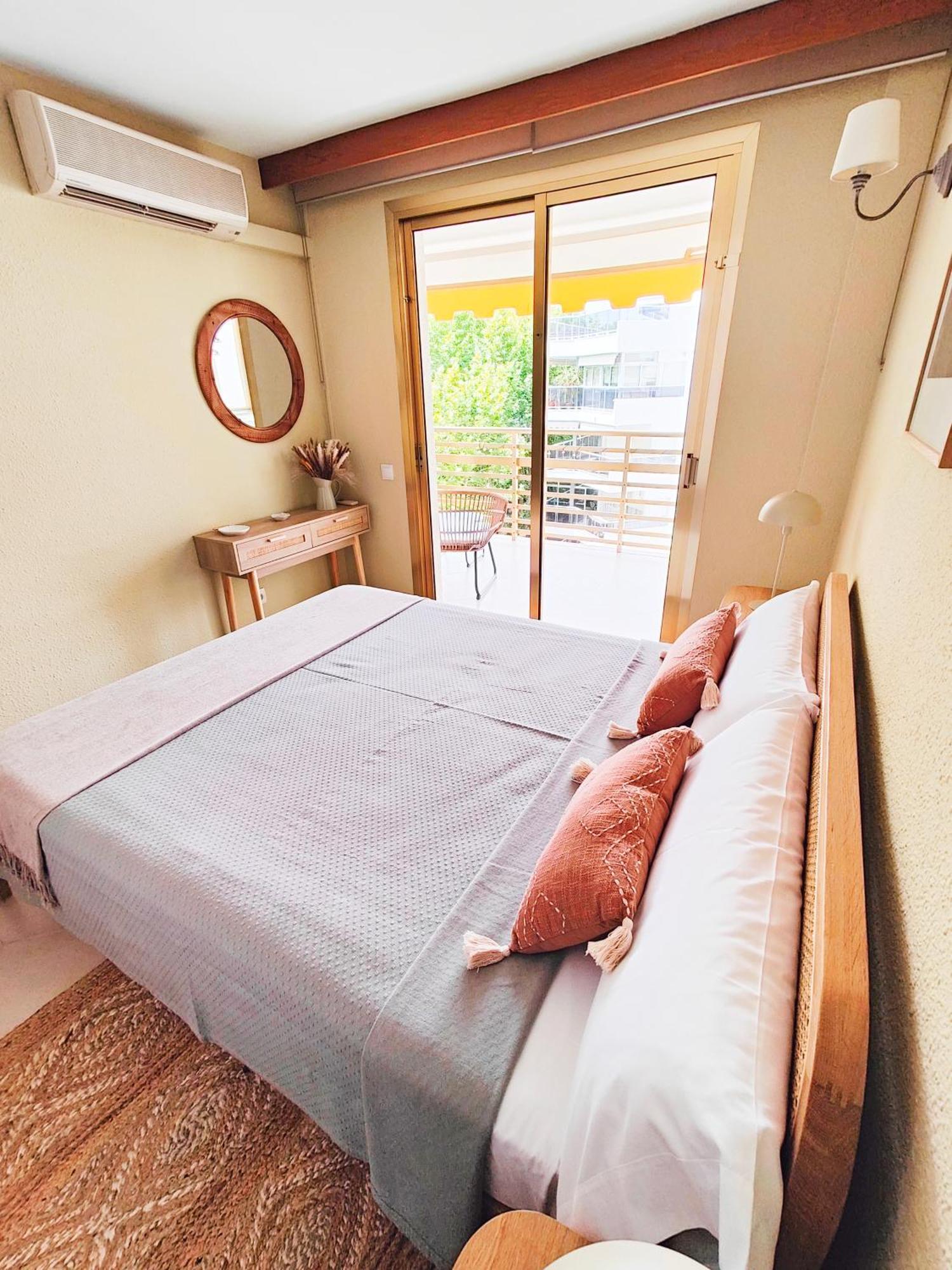 L'Eixideta Apartment Салоу Екстериор снимка